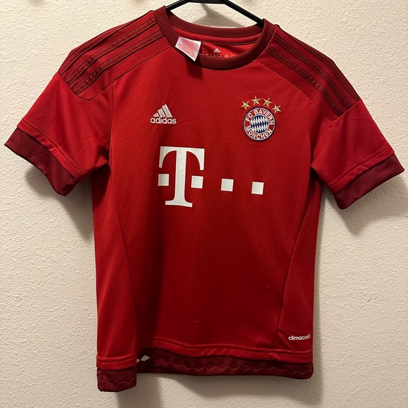 Bayern Munich 2015-16 Original Home Adidas Shirt Youth M Football shirt